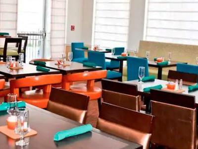 Hotel Hilton Garden Cincinnati Northeast 3*